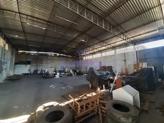 Galpão / Barracão com 540m², à venda, no bairro Campo Grande em Rio de Janeiro