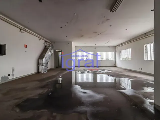 Galpão / Barracão com 840m², para alugar, no bairro Jabaquara em São Paulo