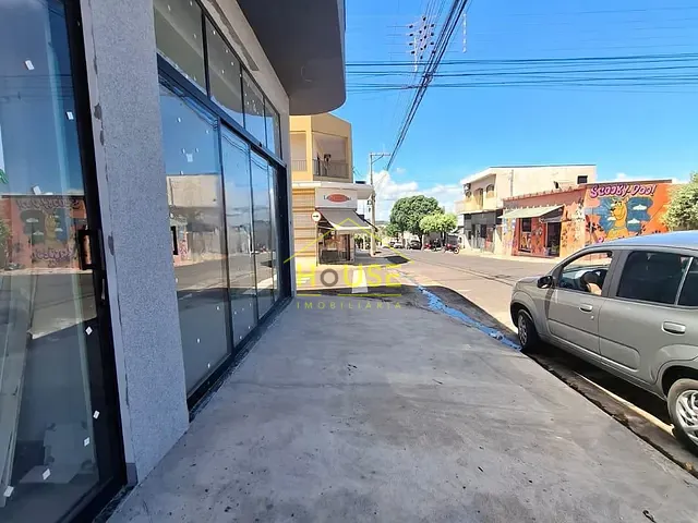 Galpão / Barracão com 266m², para alugar, no bairro Pozzobon em Votuporanga