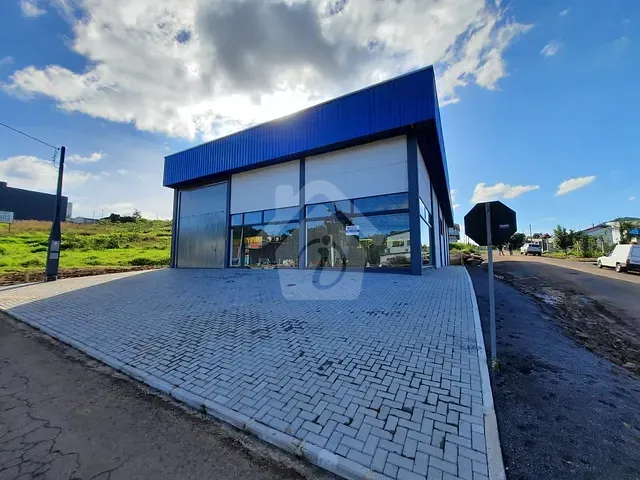 Galpão / Barracão com 487m², para alugar, no bairro Canabarro em Teutônia