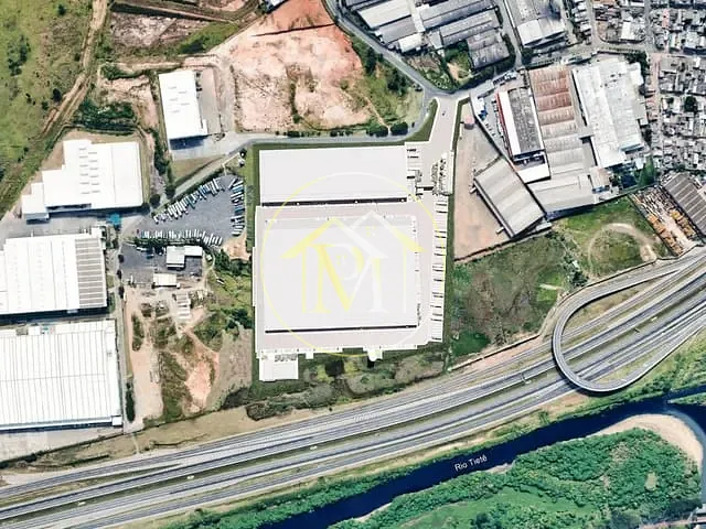 Galpão / Barracão com 3760m², para alugar, no bairro Ponte Grande em Guarulhos