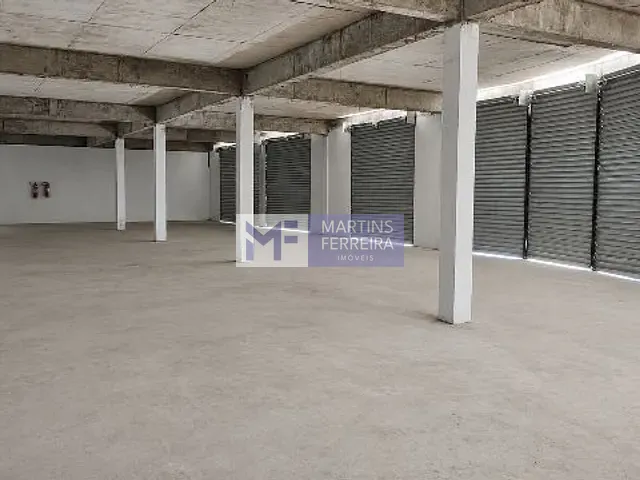 Galpão / Barracão com 315m², para alugar, no bairro Recreio dos Bandeirantes em Rio de Janeiro