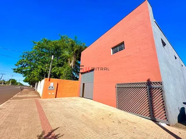 Galpão / Barracão para alugar, no bairro Zanoni em Ibiporã