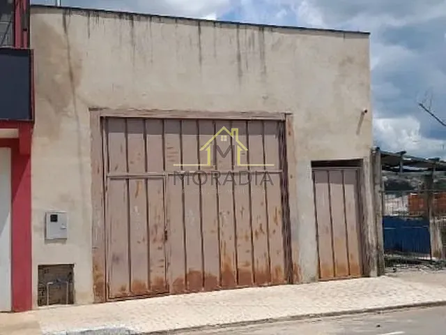 Galpão / Barracão com 140m², à venda, no bairro Vila Progresso em Guaxupé
