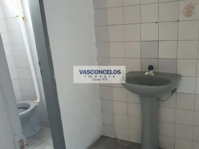Galpão / Barracão com 250m², à venda, no bairro Jardim Paulista em São José dos Campos