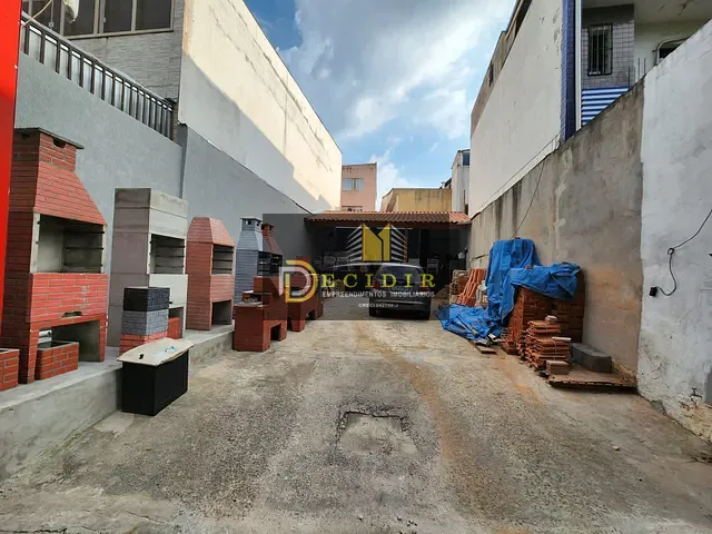 Galpão / Barracão com 220m², para alugar, no bairro Vila Formosa em São Paulo