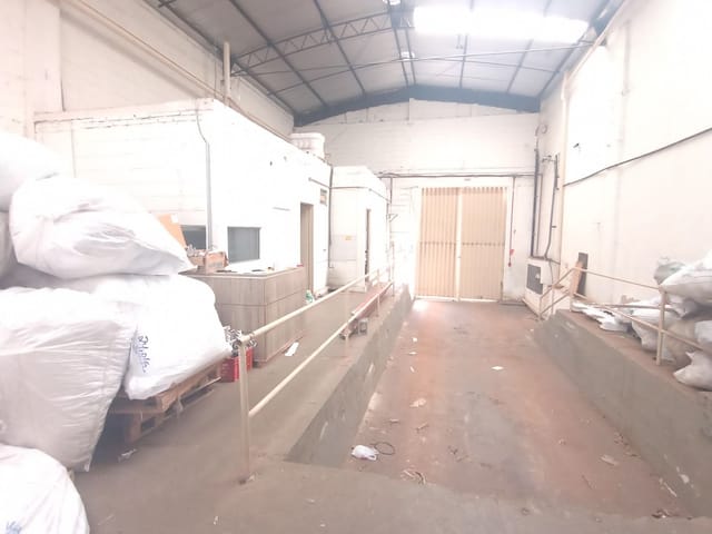 Galpão / Barracão com 500m², para alugar, no bairro São Marcos em São João da Boa Vista
