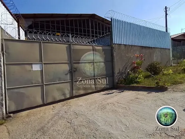 Galpão / Barracão com 439m², à venda, no bairro Vila Pedroso em Votorantim