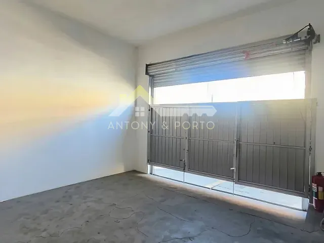 Galpão / Barracão à venda, no bairro Gopoúva em Guarulhos