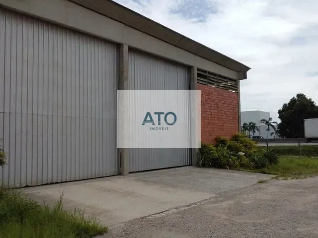 Galpão / Barracão com 23350m², à venda ou para alugar, no bairro Centro em Tijucas
