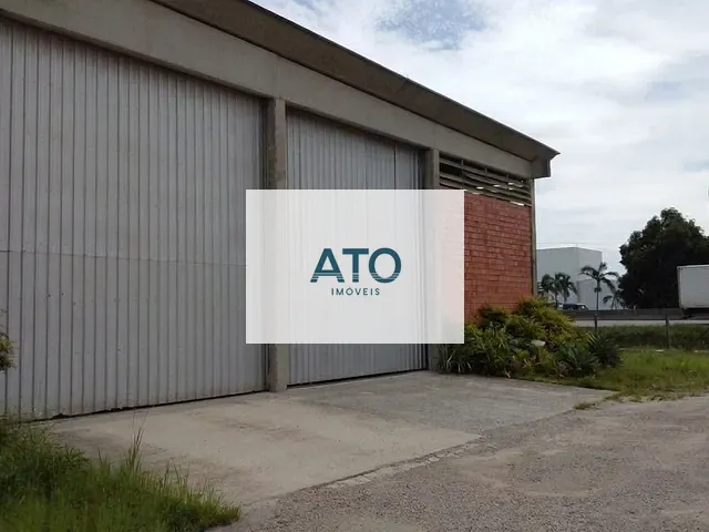 Galpão / Barracão com 23350m², à venda, no bairro Centro em Tijucas