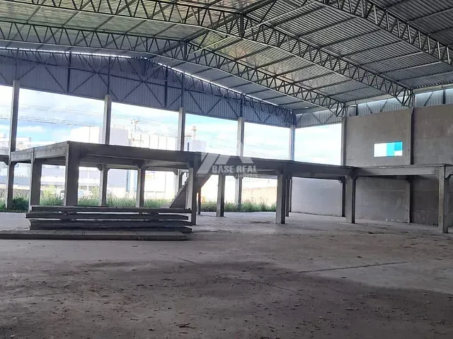 Galpão / Barracão com 4750m², para alugar, no bairro Centro em Ponta Grossa