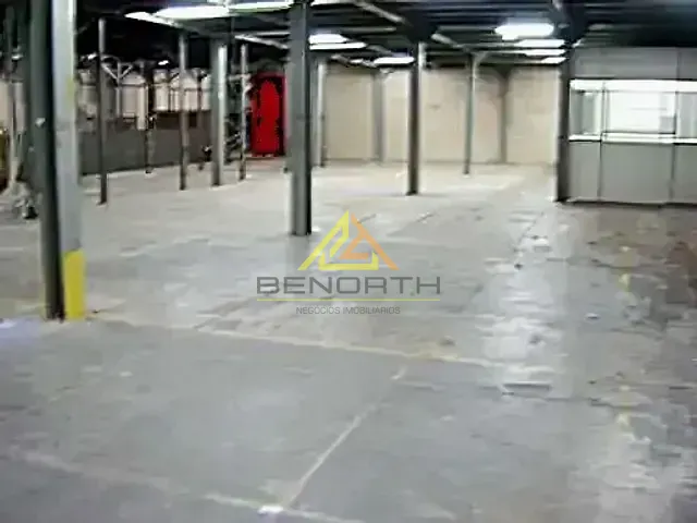 Galpão / Barracão com 1450m², à venda, no bairro Água Fria em São Paulo
