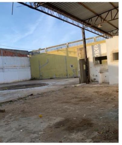 Galpão / Barracão com 650m², para alugar, no bairro Parque Jóquei Club em Campos dos Goytacazes