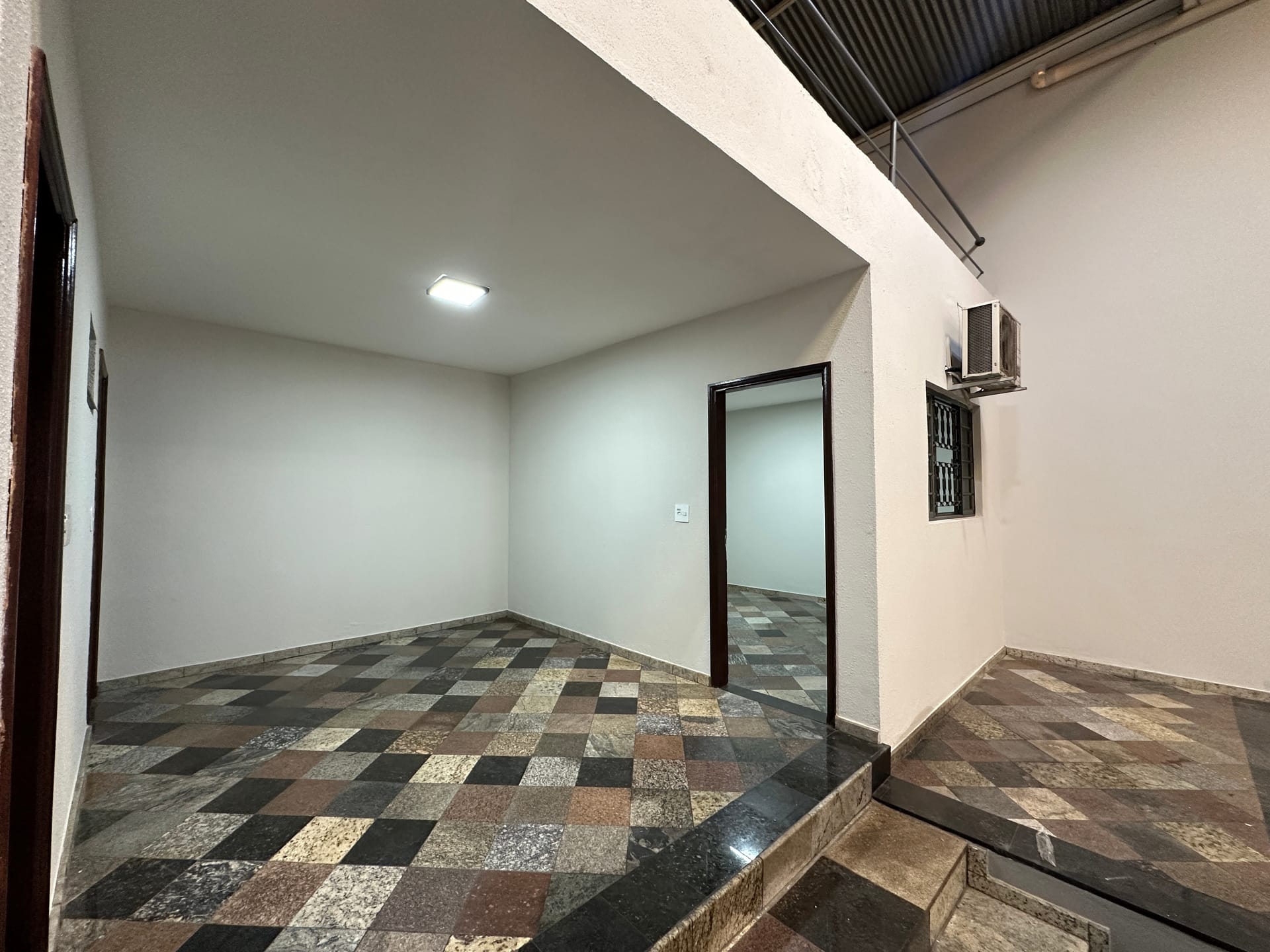 Depósito-Galpão, 372 m² - Foto 13