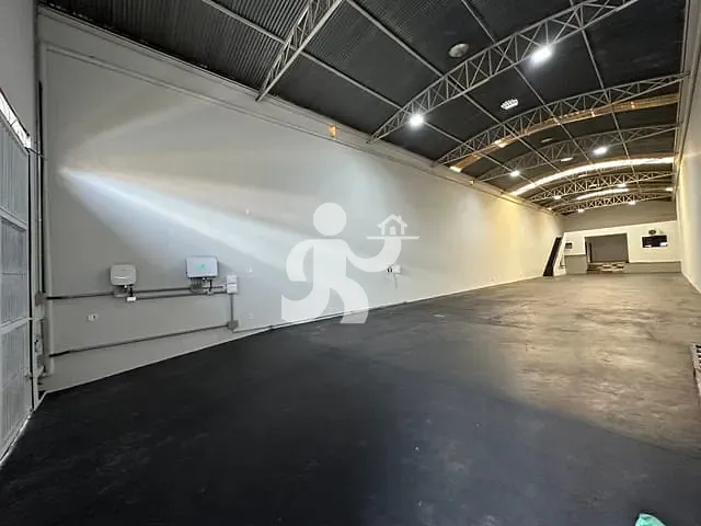 Galpão / Barracão com 324m² 2 quartos e 2 banheiros, para alugar, no bairro Paulicéia em Piracicaba