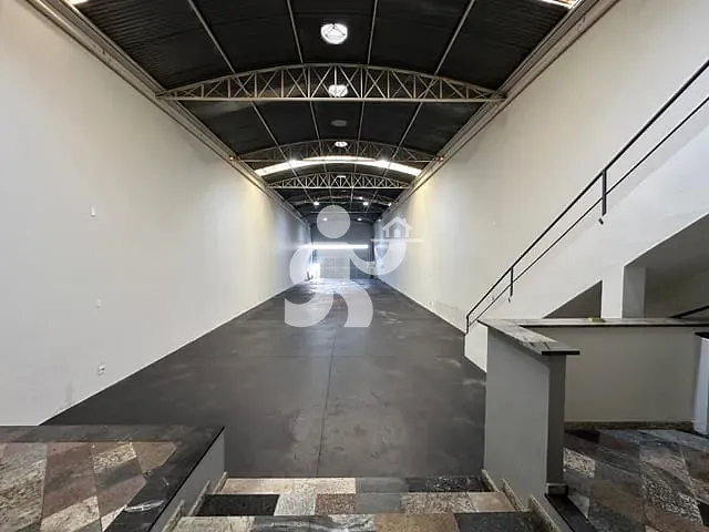 Galpão / Barracão com 324m² 2 quartos e 2 banheiros, para alugar, no bairro Paulicéia em Piracicaba