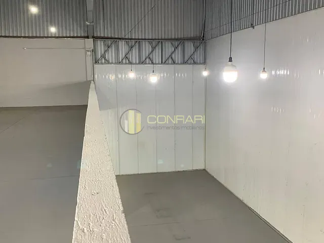 Galpão / Barracão para alugar, no bairro Morretes em Itapema