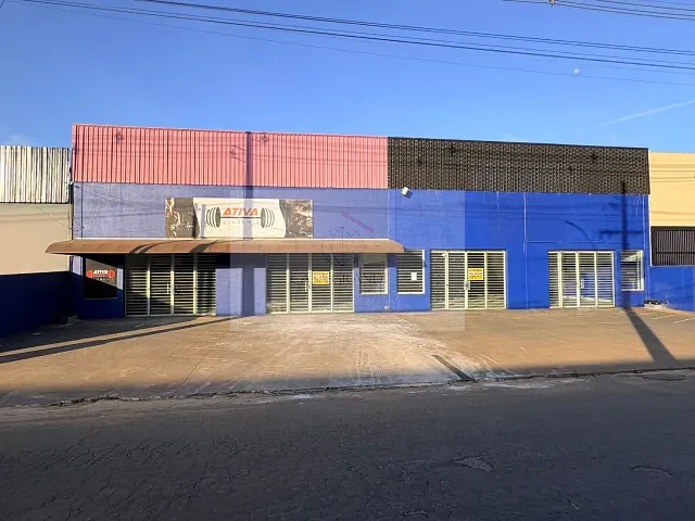 Galpão / Barracão para alugar, no bairro Conjunto Habitacional Santiago em Rolândia