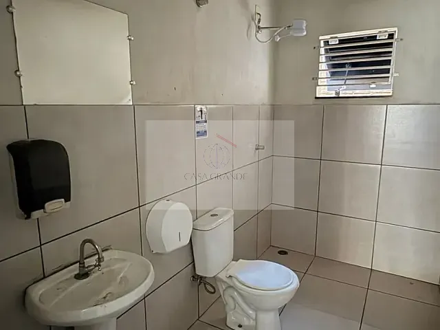 Galpão / Barracão para alugar, no bairro Conjunto Habitacional Santiago em Rolândia