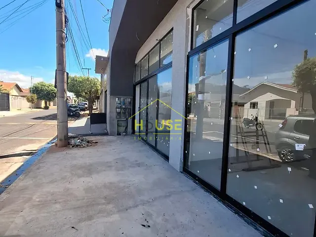 Galpão / Barracão com 266m², para alugar, no bairro Pozzobon em Votuporanga