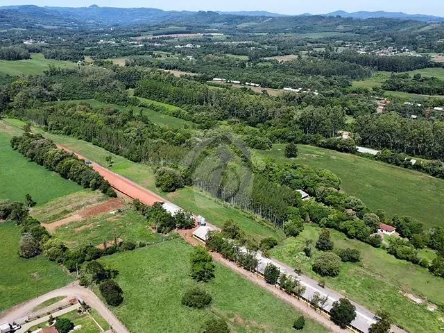 Galpão / Barracão com 4820m², à venda, no bairro Teutônia em Teutônia