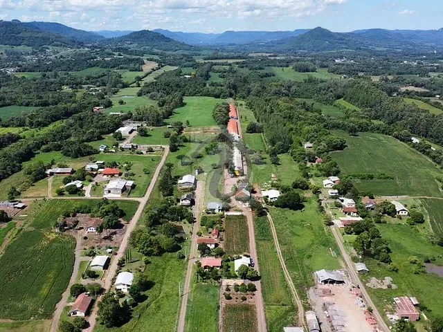 Galpão / Barracão com 4820m², à venda, no bairro Teutônia em Teutônia