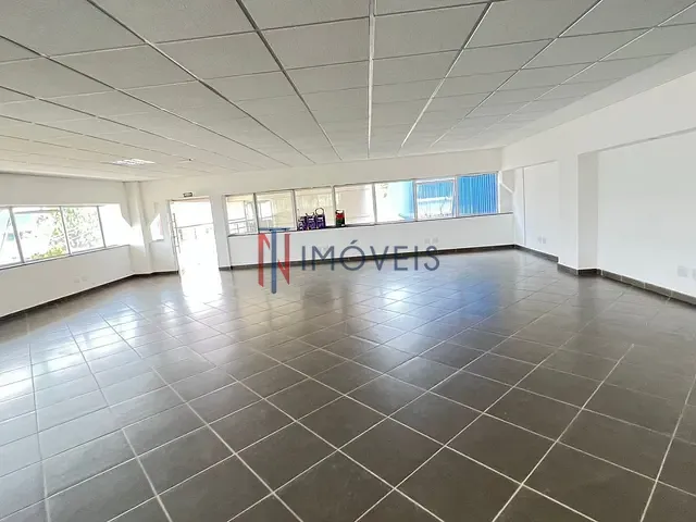 Galpão / Barracão com 4882m², para alugar, no bairro Distrito Industrial Alfredo Relo em Itatiba