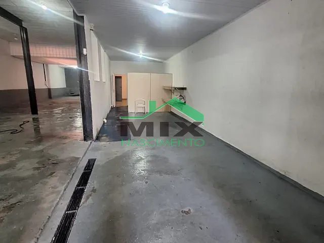 Galpão / Barracão com 800m², para alugar, no bairro Taboão em São Bernardo do Campo