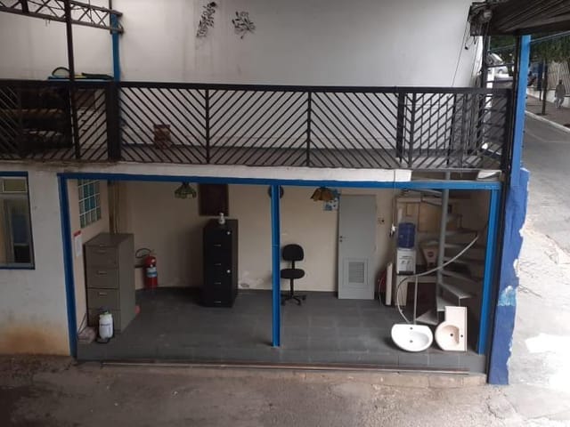 Galpão / Barracão com 333m², à venda, no bairro Jardim Vera Cruz em São Paulo