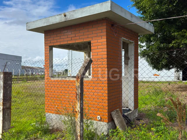 Galpão / Barracão com 4000m², para alugar, no bairro Revoredo em Tubarão