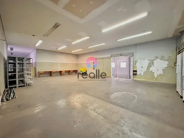 Galpão / Barracão com 4780m², à venda, no bairro São Luiz em Belo Horizonte
