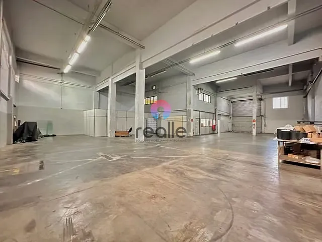 Galpão / Barracão com 4780m², à venda, no bairro São Luiz em Belo Horizonte