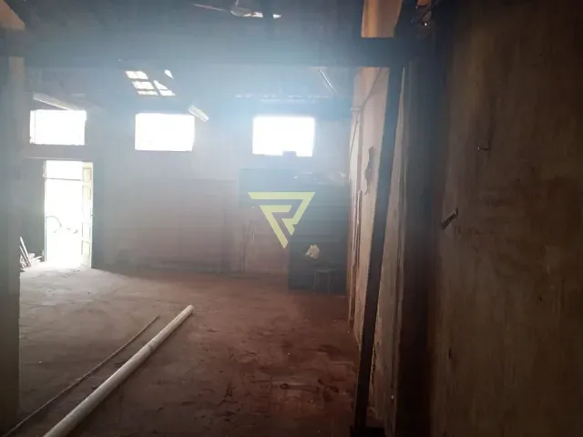 Galpão / Barracão com 96m², à venda, no bairro Ipiranga em Ribeirão Preto