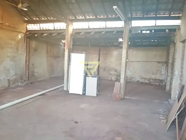 Galpão / Barracão com 96m², à venda, no bairro Ipiranga em Ribeirão Preto