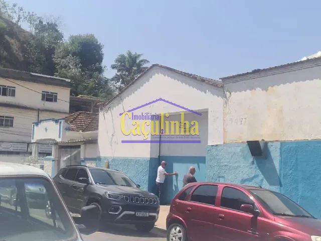 Galpão / Barracão com 140m², para alugar, no bairro Nossa Senhora de Santana em Barra do Piraí