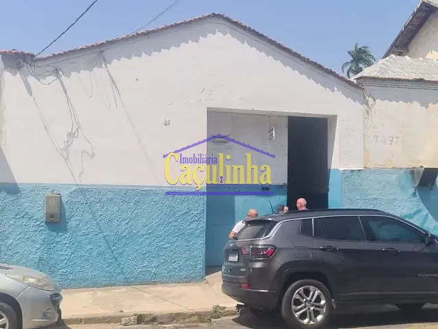Galpão / Barracão com 140m², para alugar, no bairro Nossa Senhora de Santana em Barra do Piraí