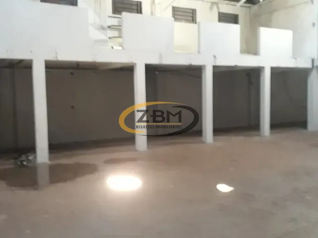 Galpão / Barracão com 418m², à venda, no bairro Waldemar Hauer em Londrina