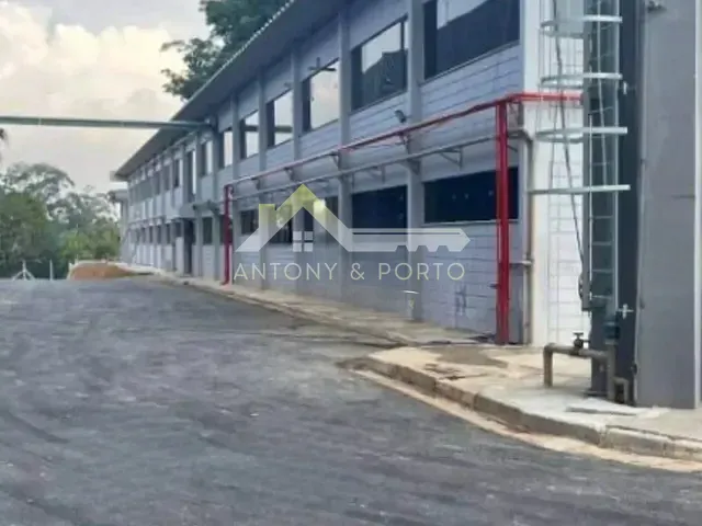 Galpão / Barracão para alugar, no bairro Vila Nova Bonsucesso em Guarulhos