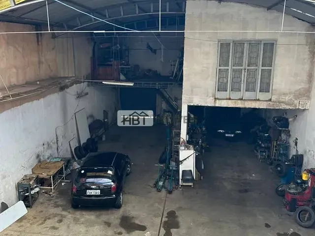 Galpão / Barracão à venda, no bairro Vila Pelegrina em Bauru