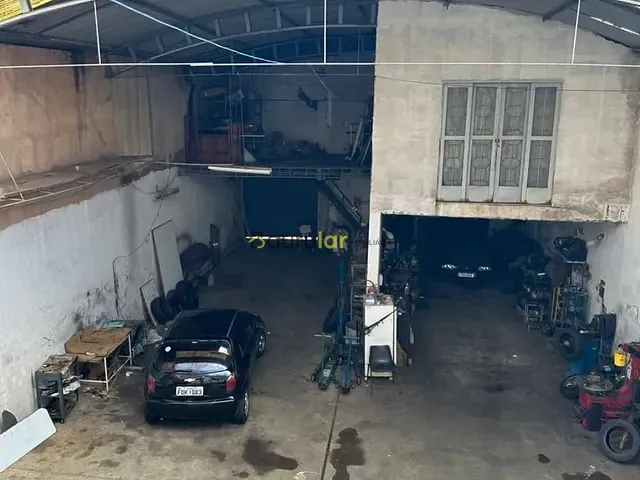 Galpão / Barracão à venda, no bairro Vila Pelegrina em Bauru