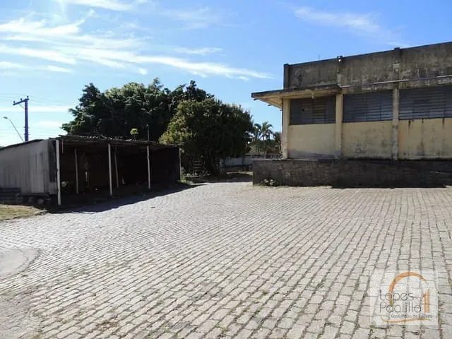 Ponto com 3900m², à venda, no bairro Centro em Atibaia