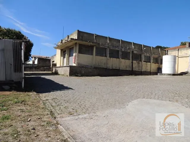 Ponto com 3900m², à venda, no bairro Centro em Atibaia