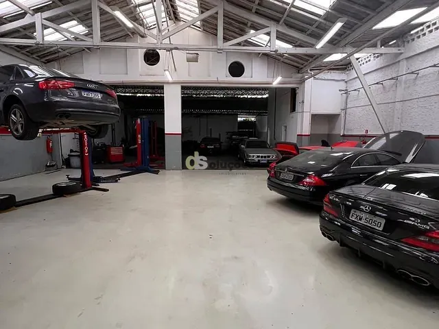 Galpão / Barracão à venda, no bairro Indianópolis em São Paulo