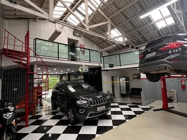 Galpão / Barracão à venda, no bairro Indianópolis em São Paulo