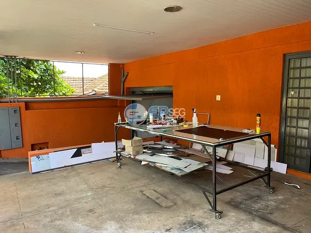 Galpão / Barracão com 294m², à venda, no bairro Vila Nova em Londrina