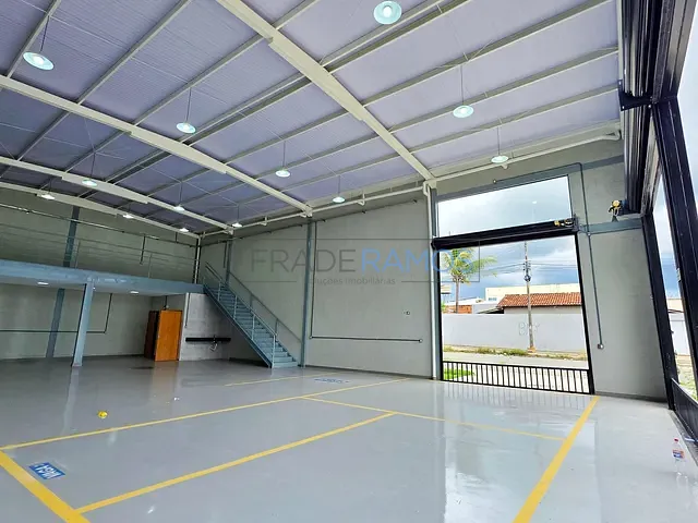 Galpão / Barracão para alugar, no bairro Setor Serra Dourada - 3ª Etapa em Aparecida de Goiânia