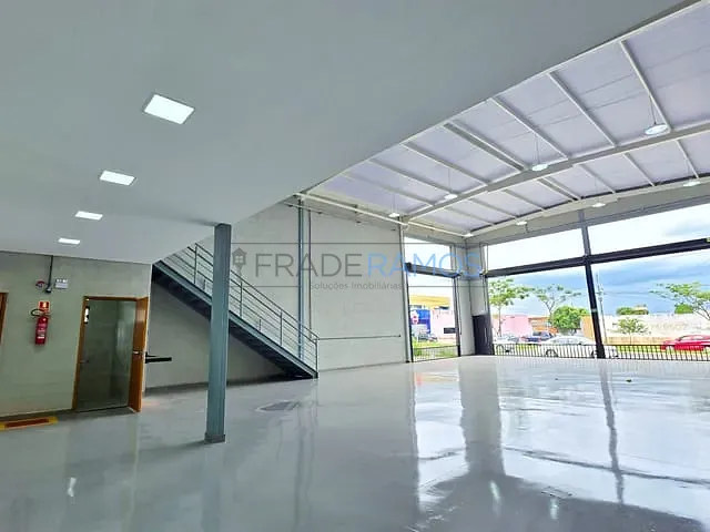 Galpão / Barracão para alugar, no bairro Setor Serra Dourada - 3ª Etapa em Aparecida de Goiânia