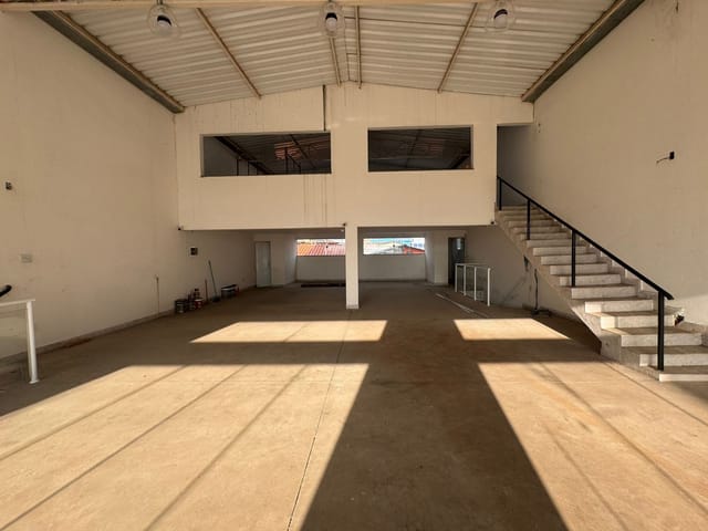 Galpão / Barracão para alugar, no bairro Novo Maracanã em Campinas