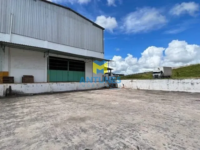 Galpão / Barracão com 600m², para alugar, no bairro Ponte dos Carvalhos em Cabo de Santo Agostinho